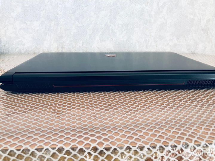 Игровой ноутбук Msi 17.3