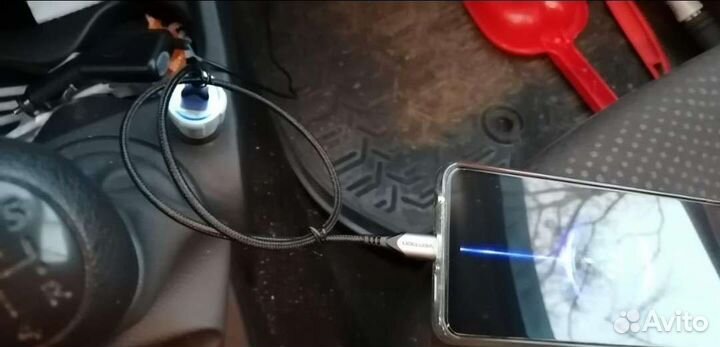 Быстрая автомобильная зарядка 12-24V новая