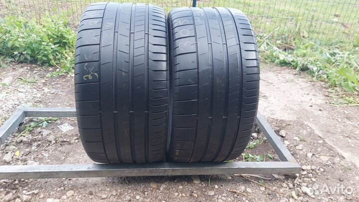 Pirelli P Zero PZ4 305/30 R20