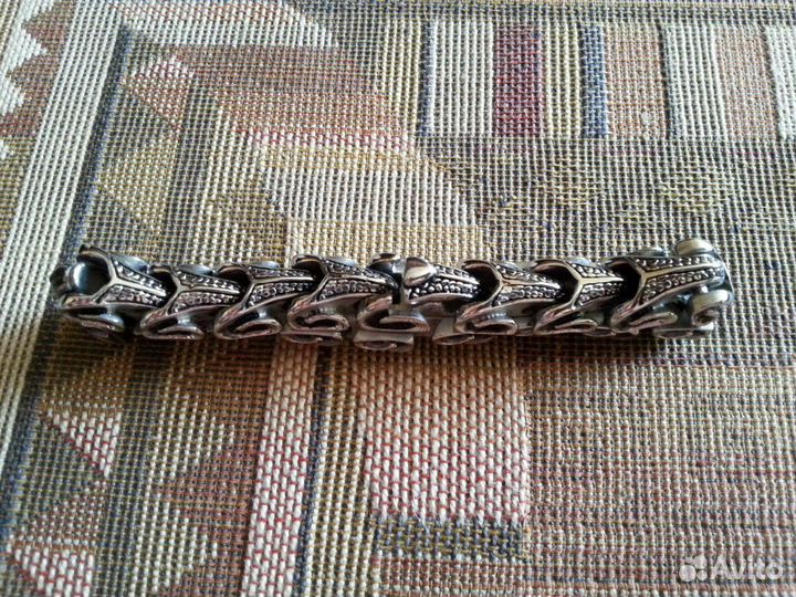 Стальной браслет