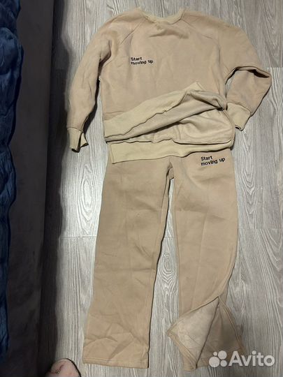 Костюм спортивный