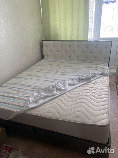 Кровать с подъемным механизмом 160х200 и матрасом