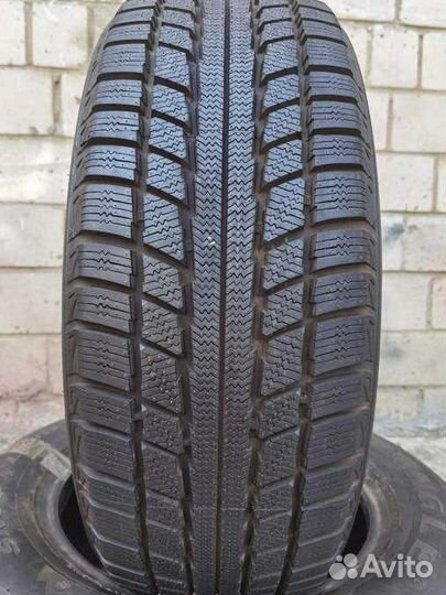 Triangle TR777 225/60 R16 98Q