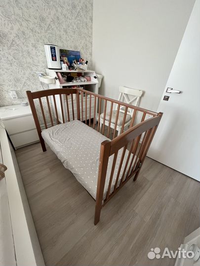 Детская кроватка