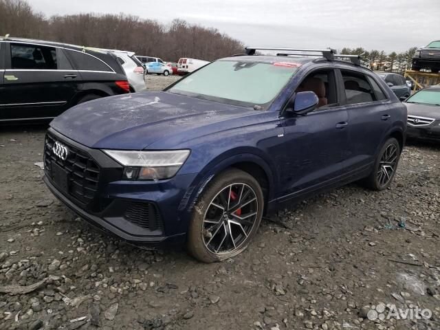 В разборе audi Q8