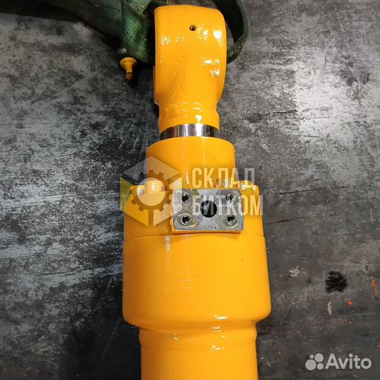 Гидроцилиндр стрелы Hyundai HX220S