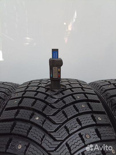 Michelin Latitude X-Ice North 255/45 R20 и 275/40 R20