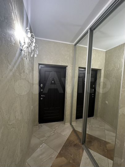 3-к. квартира, 105 м², 1/3 эт.