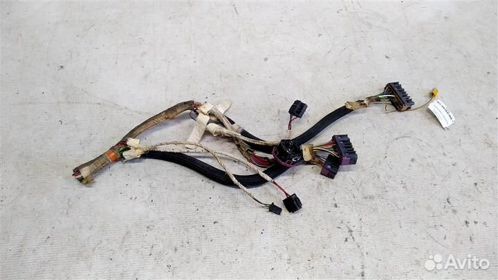 Проводка подрулевая Audi 100 C4 91-94г