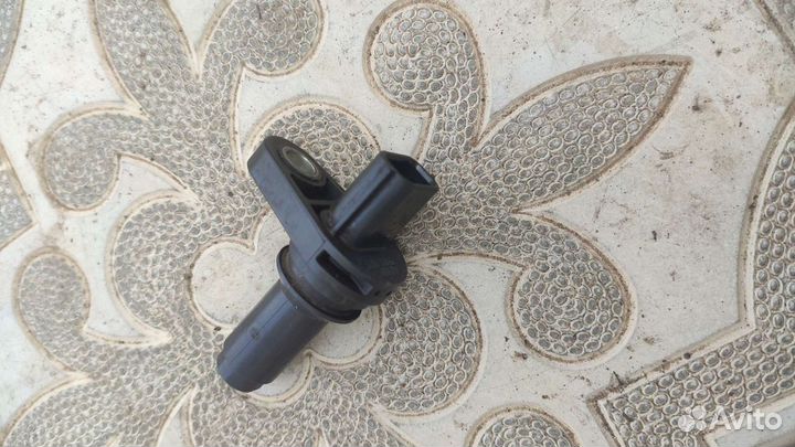 Датчик коленвала nissan