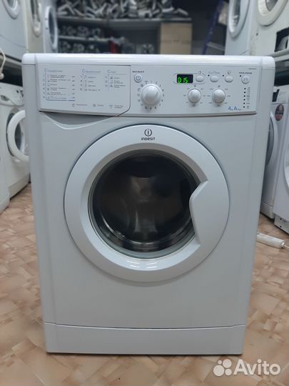 Indesit Eco time 4кг 30см в отл.состоянии