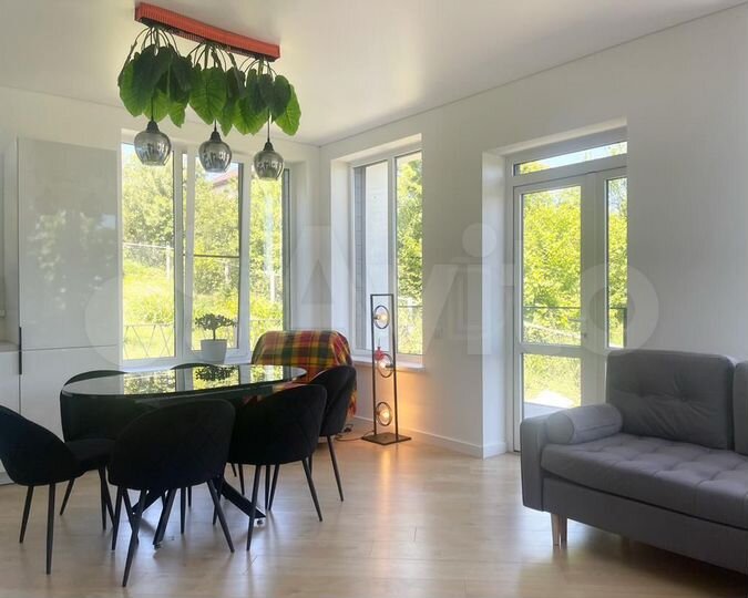 Коттедж 142 м² на участке 5 сот.