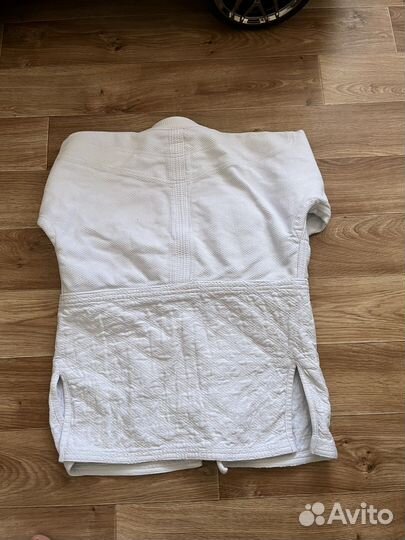 Самбовка. Борцовское кимоно с ремнем