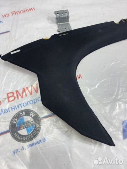 Обшивка задняя левая Bmw 5 Е60 N62B44 2005