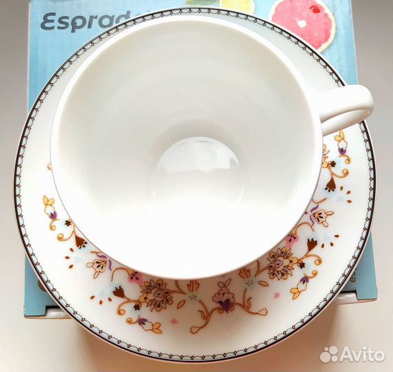 Чашка с блюдцем. Твердый фарфор
