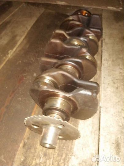 Коленвал Toyota Avensis 1.8