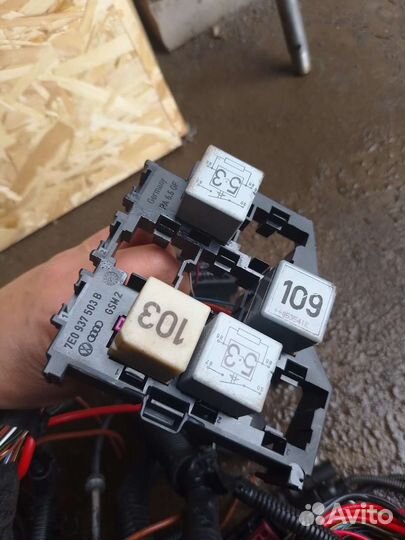 Подкапотная проводка Volkswagen transporter T5 AXD