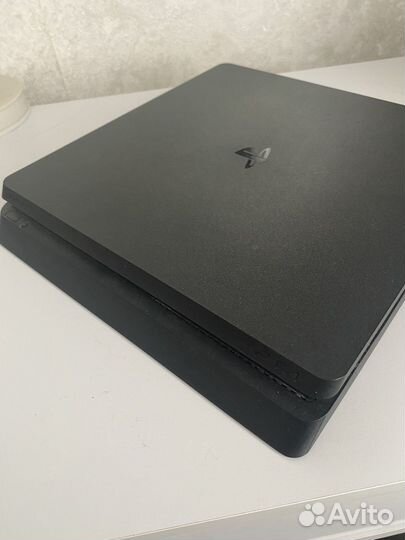 Sony playstation 4 slim