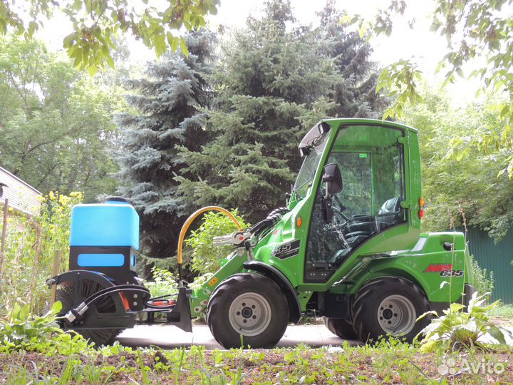 Щетка 1300 мм для мини-трактора Avant