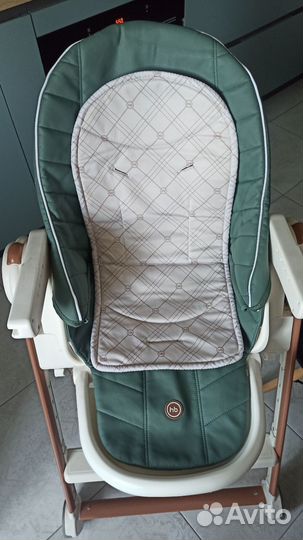 Стульчик для кормления happy baby berny v2