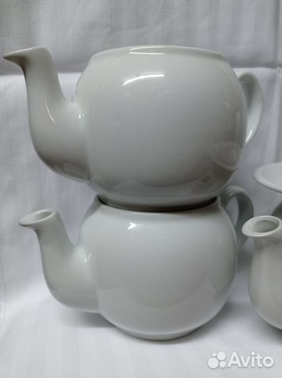 Чайник заварочный фарфоровый