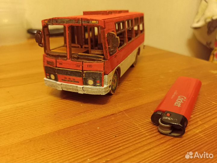 Деревянная модель 1/43 автобуса паз 3205