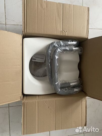 Сиденье-насадка для унитаза