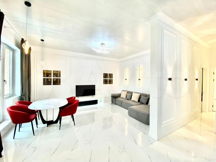 3-к. квартира, 110 м², 2/4 эт.