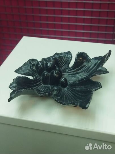 Пепельница «Виноградный лист»