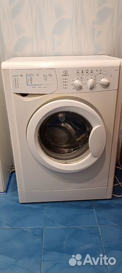 Стиральная машина indesit