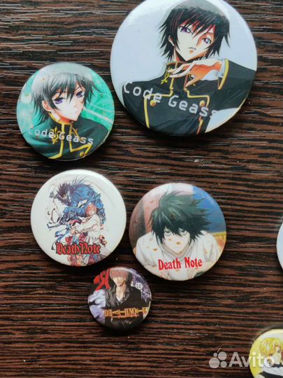 Значки аниме