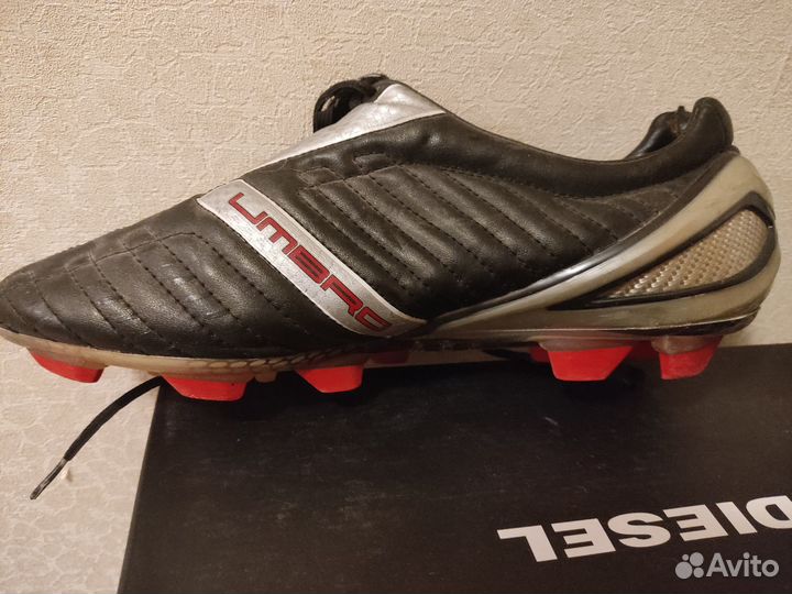 Бутсы футбольные Umbro 43р