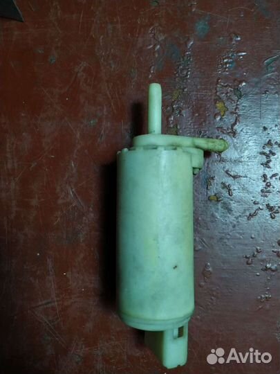 Насос автомобильный электрический стеклоочистителя