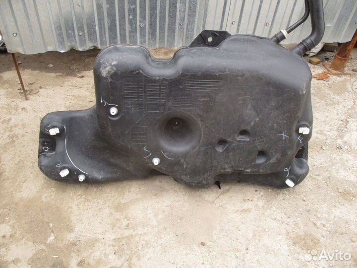 Бак топливный Renault Logan 2