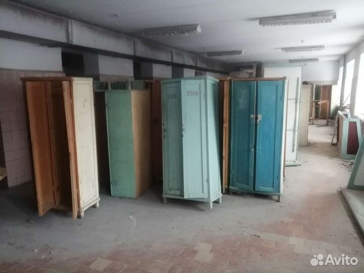 Шкафчики для раздевалки бу