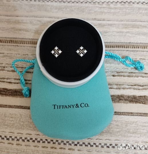 Серебряные серьги Tiffany and Co новые