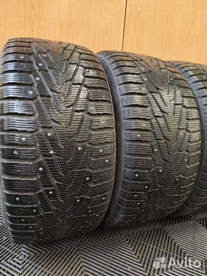 Nokian Tyres Hakkapeliitta 7 SUV 295/40 R21