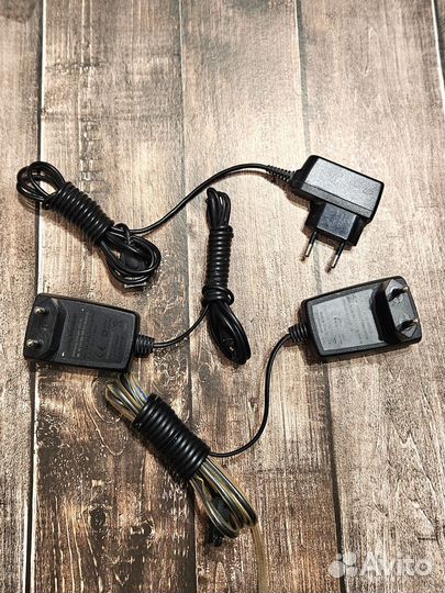 Зарядка для телефона Siemens Sony Ericsson