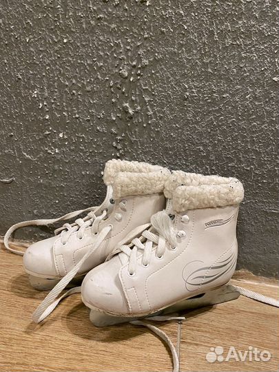 Коньки фигурные