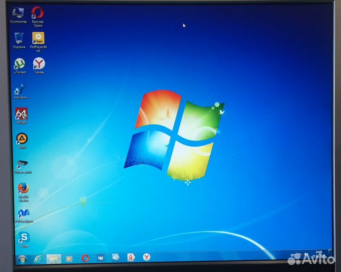 Intel E5700, Intel GMA X4500, DDR3 4GB, HDD 500GB