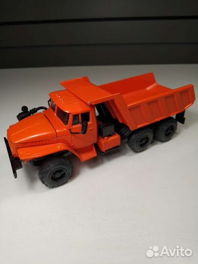 Модели автомобилей 1:43 СССР