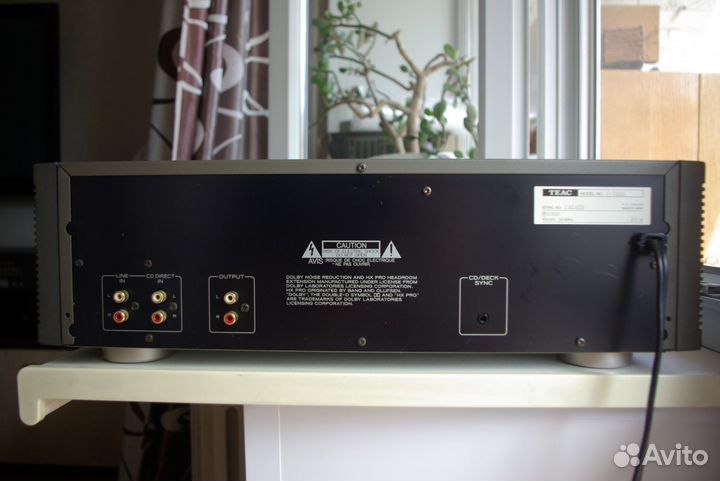 Teac V-7000