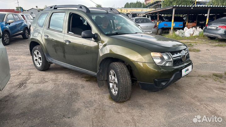 Renault Duster 2.0 AT, 2015, битый, 100 000 км