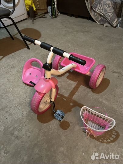 Детский трехколесный велосипед