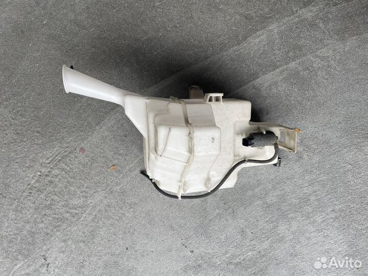 Бачок омывателя Kia Rio 4 2018