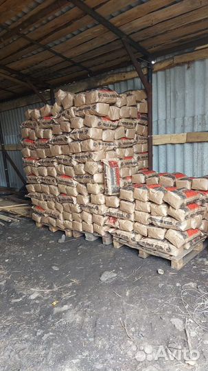 Уголь древесный в мешках