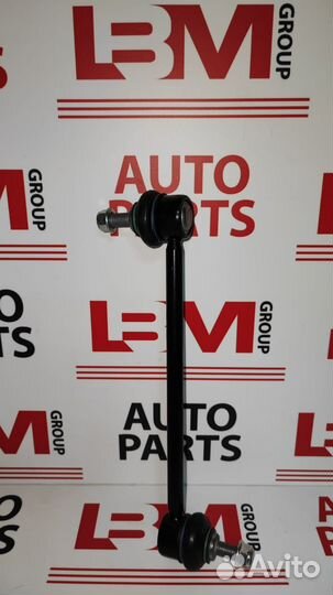Стойка стабилизатора правая (4WD)