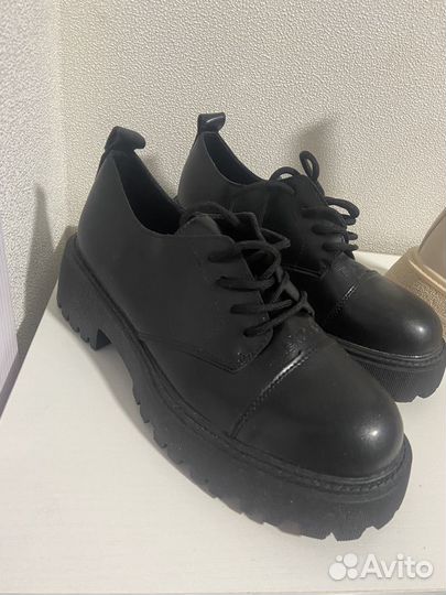 Ботинки новые женские 36 размер