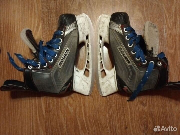 Хоккейные коньки bauer 35 размер