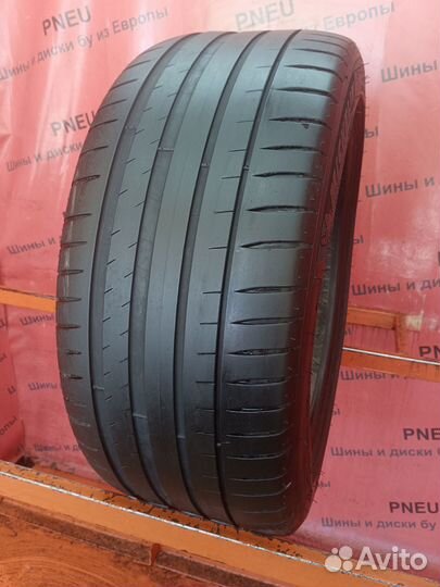 Michelin Pilot Sport 4 245/40 R18 97Y